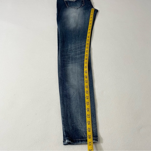 Almost Famous Skinny Ripped Jean - Picture 10 of 10